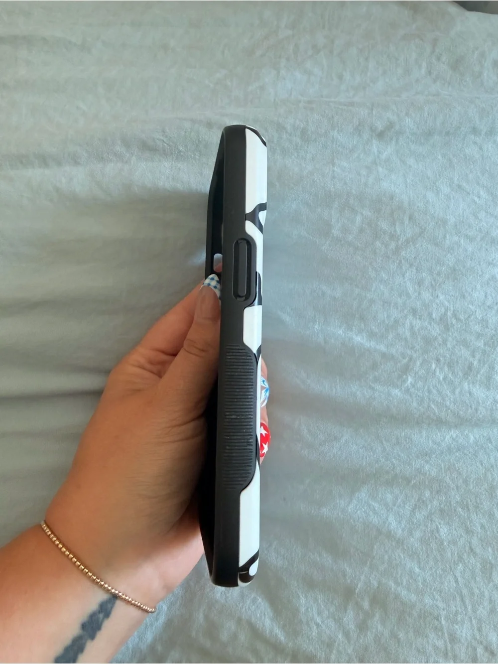 Ghost Pattern Phone Case with Built-In Ring Grip — Black & White